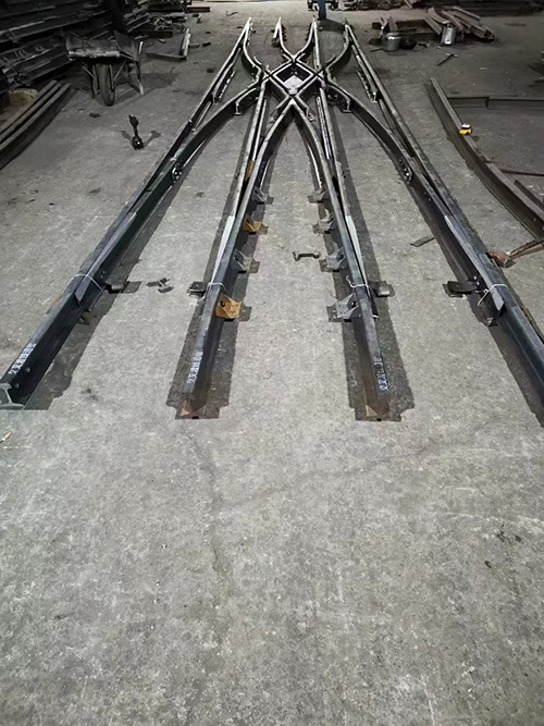 交叉渡線(xiàn)道岔